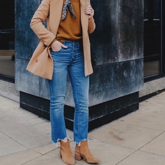 Madewell Cali Demi boot cut jeans chewed hem - Picture 2 of 8